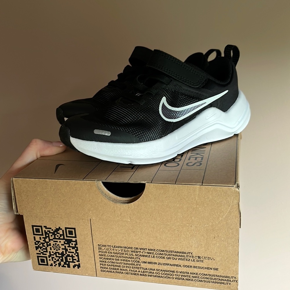 Nike Downshifter Never Worn Size 11 Toddler
